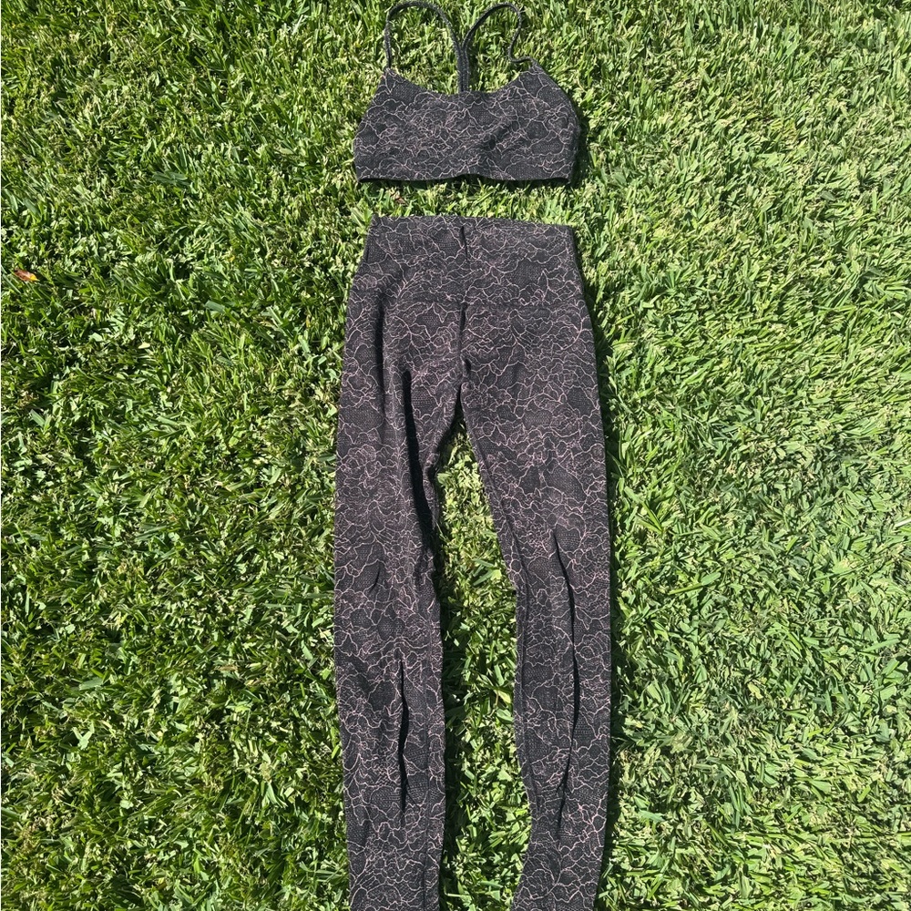 Lululemon Athletica Black Floral Activewear Set